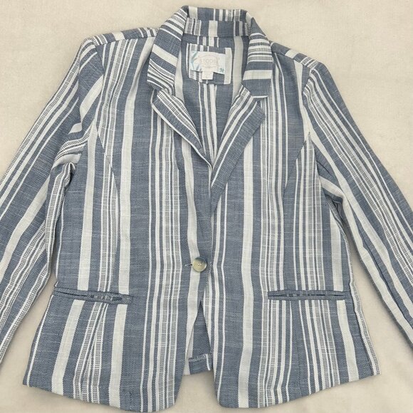 striped white and blue blazer 
size L • brand: stoosh • good preowned condition - Picture 1 of 4